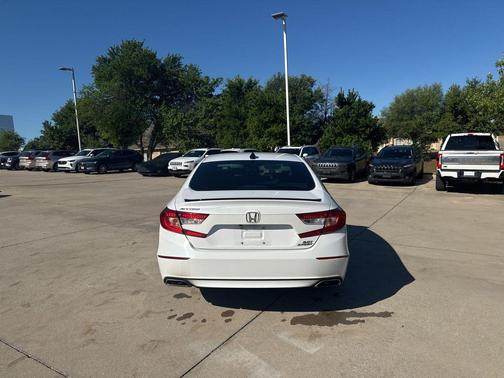 2022 Honda Accord Sport 2.0T