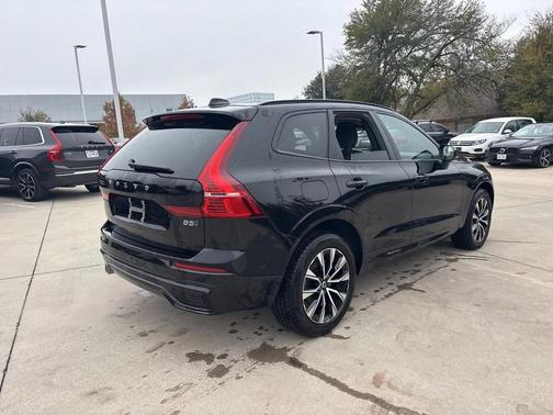 2025 Volvo XC60 B5 Plus