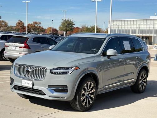 2025 Volvo XC90 B6 Plus 7-Seater