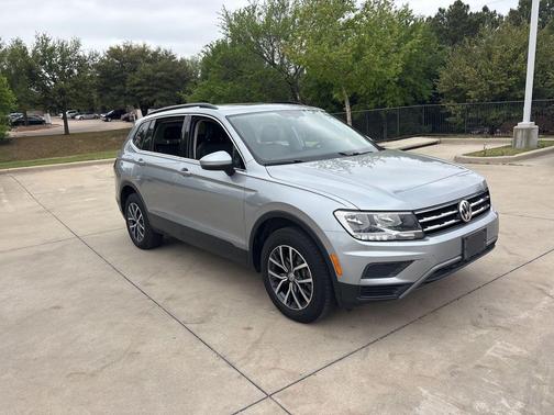 2019 Volkswagen Tiguan 2.0T SE