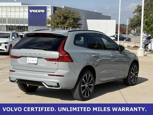 2025 Volvo XC60 B5 Plus