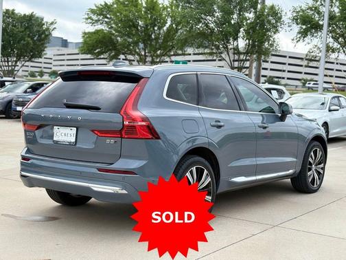 Thunder Gray Metallic 2023 Volvo XC60 B5 Plus Bright Theme