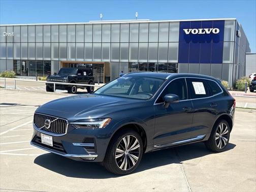 2023 Volvo XC60 B5 Plus Bright Theme
