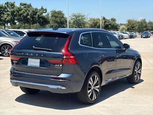 2023 Volvo XC60 B5 Plus Bright Theme
