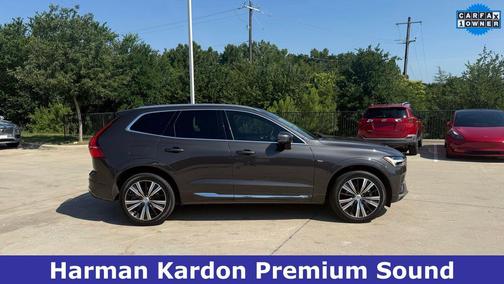 Platinum Gray Metallic 2023 Volvo XC60 B5 Plus Bright Theme