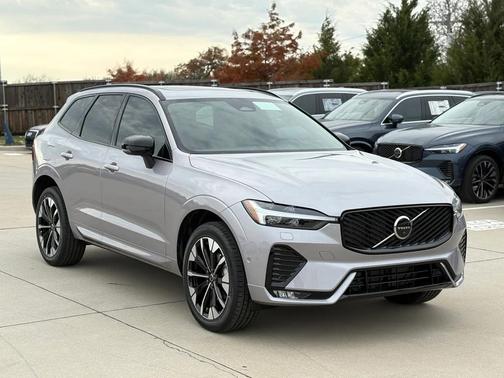2026 Volvo XC60 B5 Plus