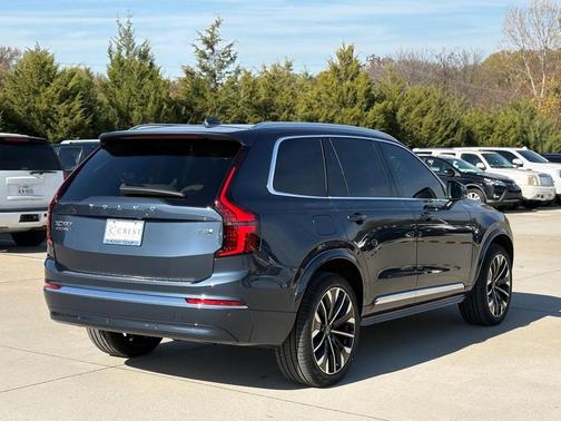 2026 Volvo XC90 Plug-In Hybrid T8 Plus 7-Seater