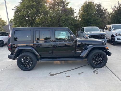 2023 Jeep Wrangler Sahara 4xe