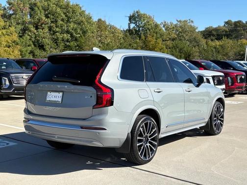 2026 Volvo XC90 B5 Ultra 7-Seater