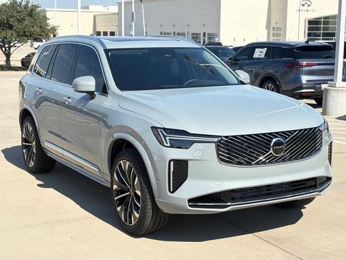 2026 Volvo XC90 Plug-In Hybrid T8 Plus 7-Seater