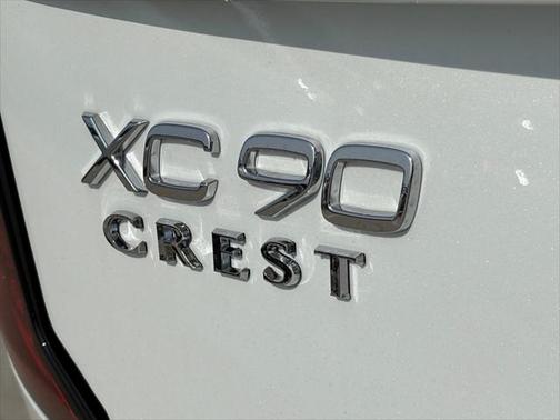 2025 Volvo XC90 B6 (2025.5) Core