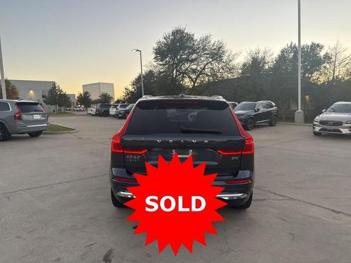 2023 Volvo XC60 B5 Ultimate Bright Theme