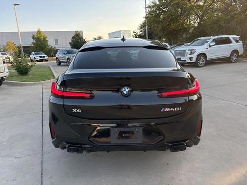 2024 BMW X4 M40i