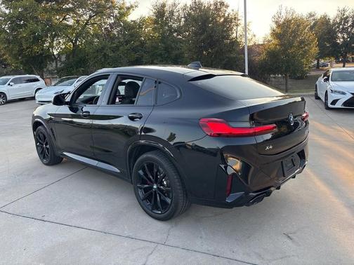 2024 BMW X4 M40i