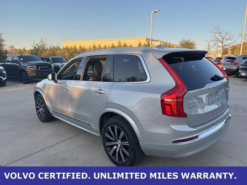 2024 Volvo XC90 B6 Plus Bright Theme