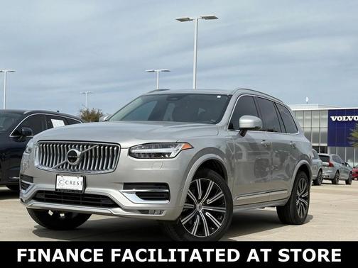 2024 Volvo XC90 B6 Plus Bright Theme