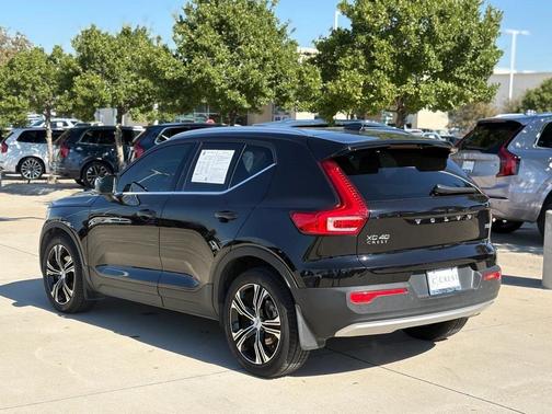 2021 Volvo XC40 T5 Inscription
