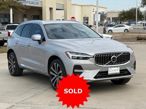 2023 Volvo XC60 B5 Ultimate Bright Theme