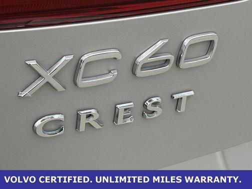 2023 Volvo XC60 B5 Ultimate Bright Theme