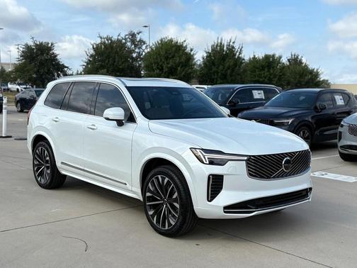 2026 Volvo XC90 B5 Core