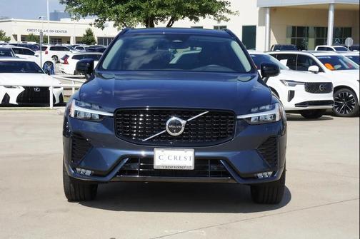 2025 Volvo XC60 B5 Plus