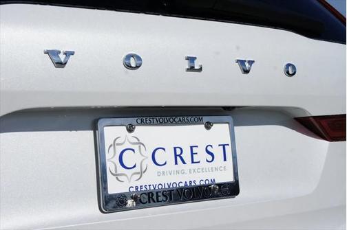 2025 Volvo XC60 B5 Core