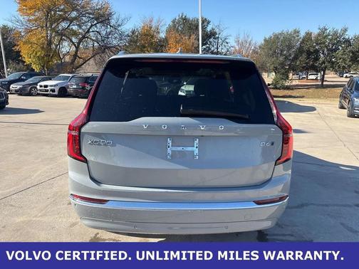 2025 Volvo XC90 B6 Plus 7-Seater