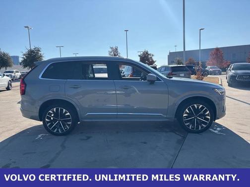 2025 Volvo XC90 B6 Plus 7-Seater