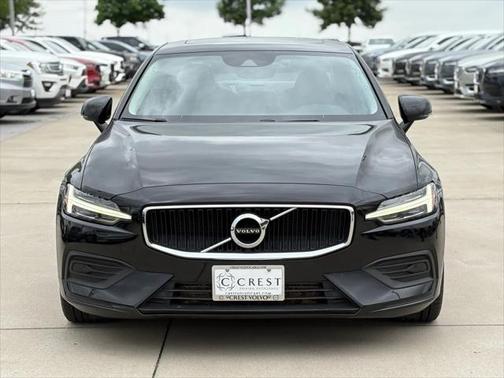 2019 Volvo S60 T5 Momentum