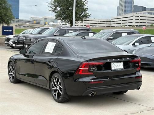 2019 Volvo S60 T5 Momentum