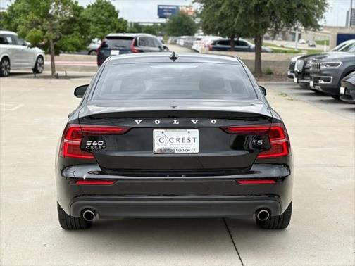 2019 Volvo S60 T5 Momentum
