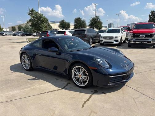 2021 Porsche 911 Carrera