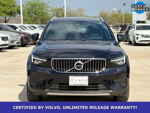 Onyx Black Metallic 2025 Volvo XC40 B5 AWD