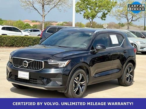 Onyx Black Metallic 2025 Volvo XC40 B5 AWD