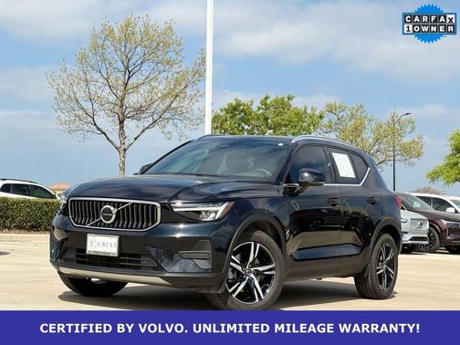 Onyx Black Metallic 2025 Volvo XC40 B5 AWD