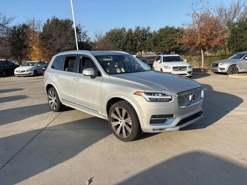 2024 Volvo XC90 Plus AWD