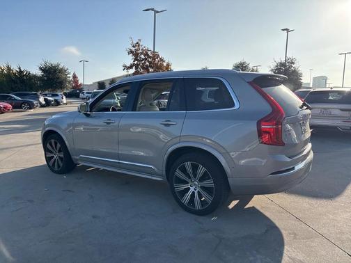 2024 Volvo XC90 Plus AWD