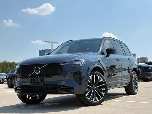 2026 Volvo XC90 B6 Ultra Dark Theme 7-Seater