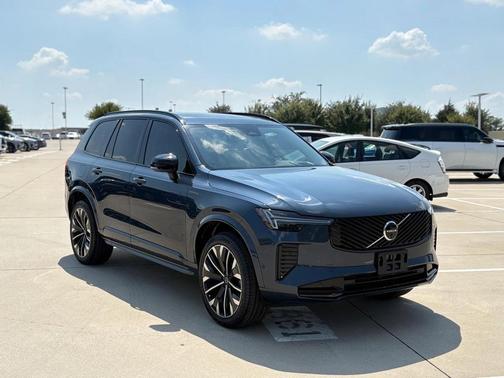 2026 Volvo XC90 B6 Ultra Dark Theme 7-Seater