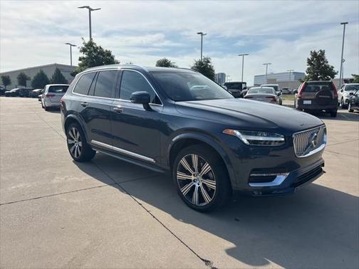 2022 Volvo XC90 T6 Inscription