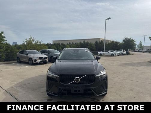 2025 Volvo XC60 B5 Plus