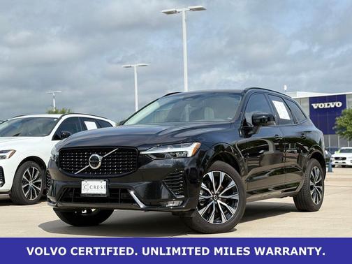 Onyx Black Metallic 2025 Volvo XC60 B5 Plus