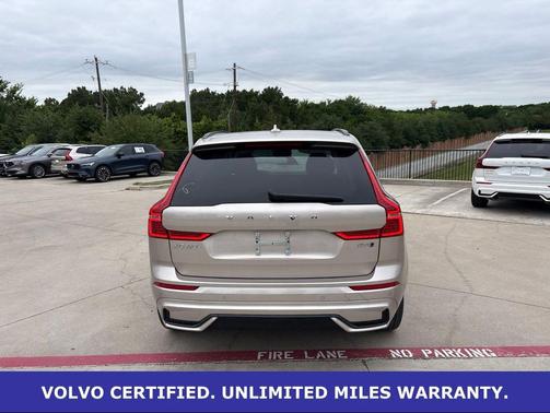 Bright Dusk Metallic 2025 Volvo XC60 B5 Plus