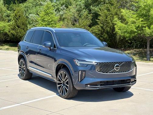 Denim Blue 2026 Volvo XC90 B6 Plus 6-Seater