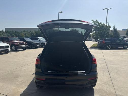 Black Metallic 2025 Audi Q3 Premium