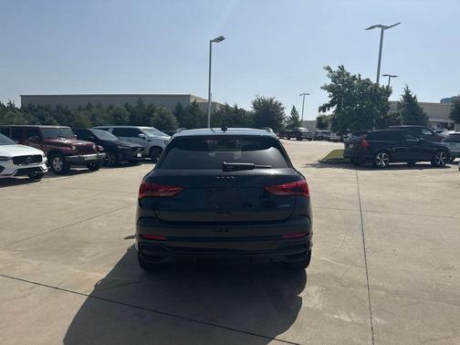 Black Metallic 2025 Audi Q3 Premium