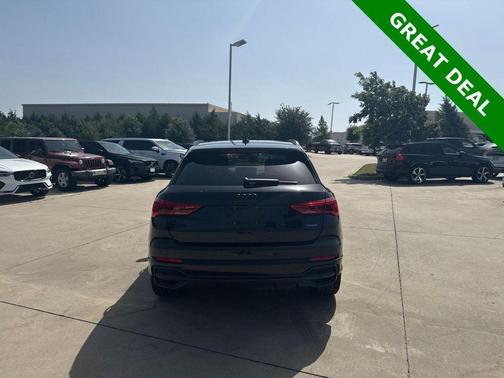 Mythos Black Metallic 2025 Audi Q3 Premium