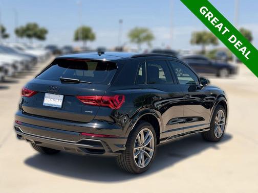 Mythos Black Metallic 2025 Audi Q3 Premium