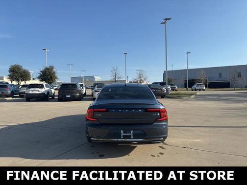 2023 Volvo S90 Ultimate