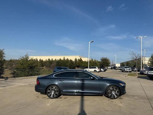 2023 Volvo S90 Ultimate